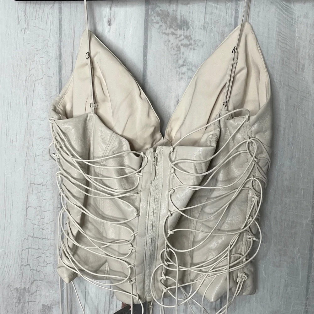 House of CB Cream Lace-Appliqué Lace-Up Corset Cami - Picture 4 of 9